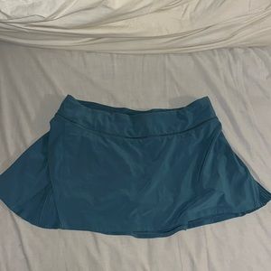 Lululemon skort “Run with Heart”